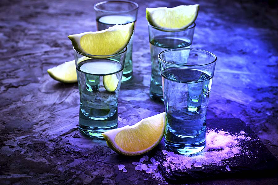 Tragos y ambiente VIP en strip club Puerto Vallarta